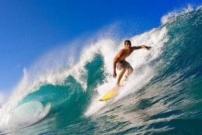 爱游戏官方-马来西亚球队势如破竹，晋级下一轮，马来西亚进球